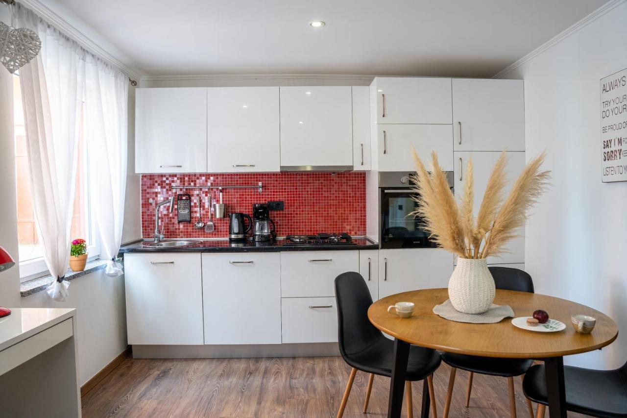 Rovigno Tesoro 1 Apartment ภายนอก รูปภาพ